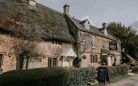 Falkland Arms 4*